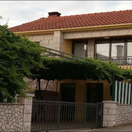 Kata - Two-bedroom With Balcony Ferienhaus